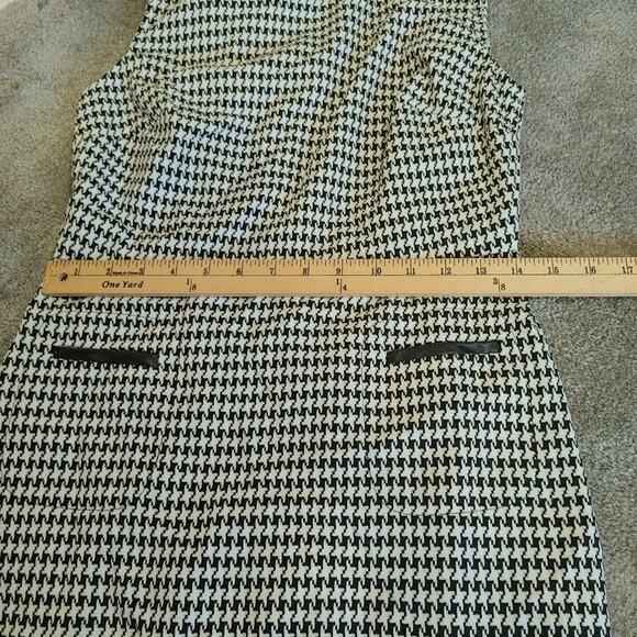 Liz Claiborne Size 4 Houndstooth Black White Dress Sleeveless Pockets Profession - Picture 11 of 14